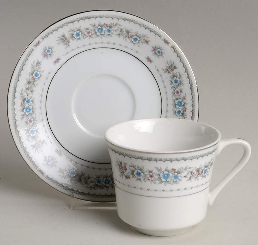 EVE2 Flat Cup & Saucer Set by Everbrite (Japan)-1