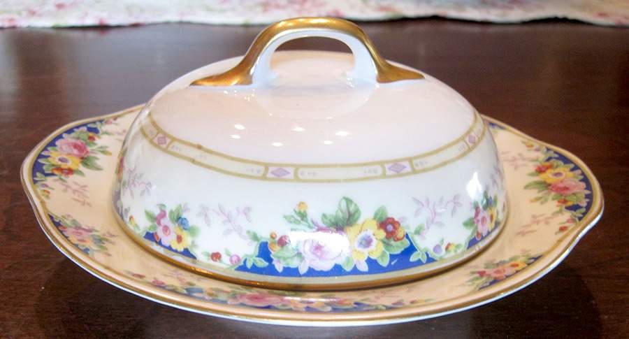 Rose Marie Round Covered Butter by Epiag-1
