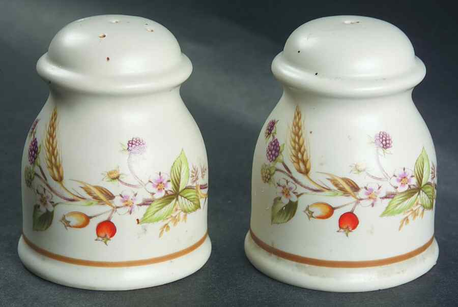 Harvest Salt & Pepper Set by Marks & Spencer-1