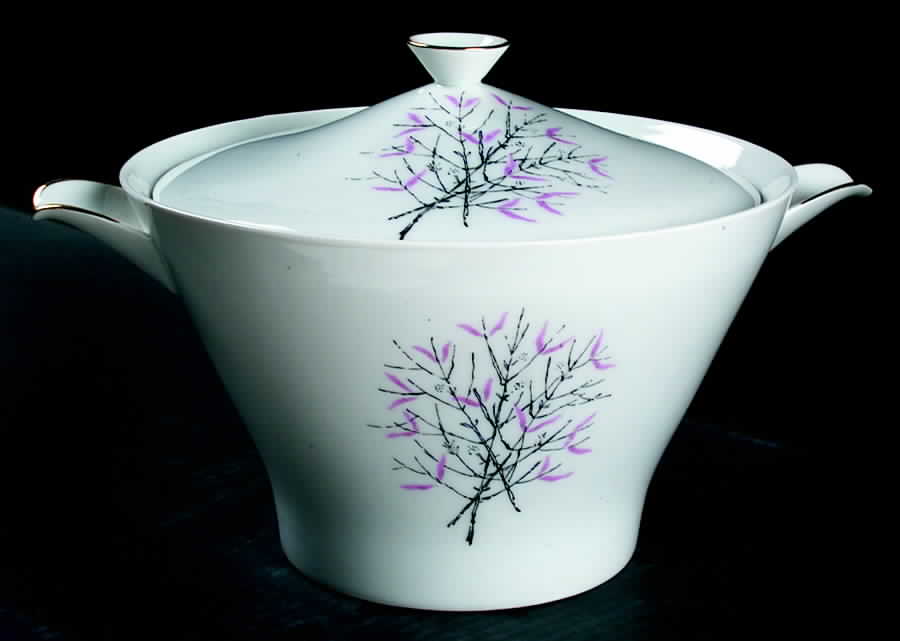 470 Round Covered Vegetable by Email de Limoges-1