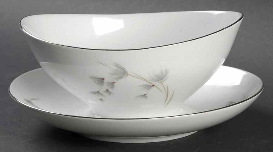 W4199 Gravy Boat with Attached Underplate by Eschenbach-1