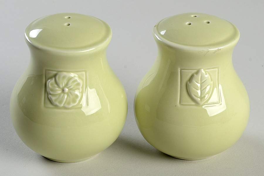 ENE13 Salt & Pepper Set by Enesco-1