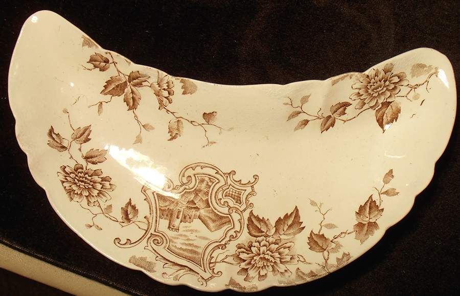 Newport Bone Dish by Edge Malkin-1