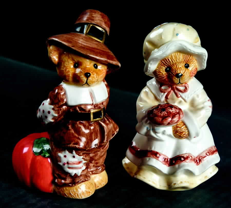 We Bear Thanks Figural Salt & Pepper Set by Enesco-1