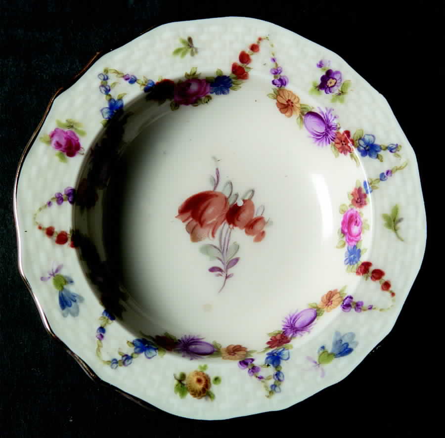 9954-9195 (Cream, Basketweave) Small Ashtray by Epiag-1