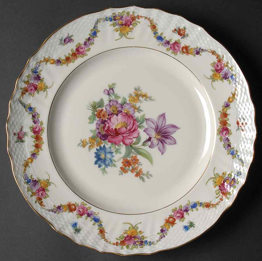 9954-9195 (Cream, Basketweave) Dinner Plate by Epiag-1