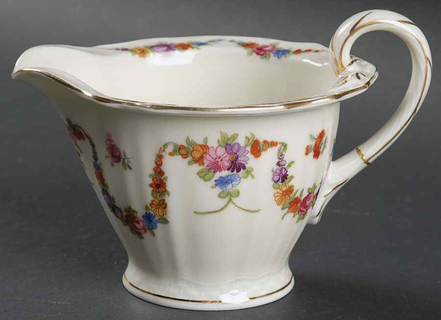9954-9195 (Cream, Basketweave) Creamer by Epiag-1