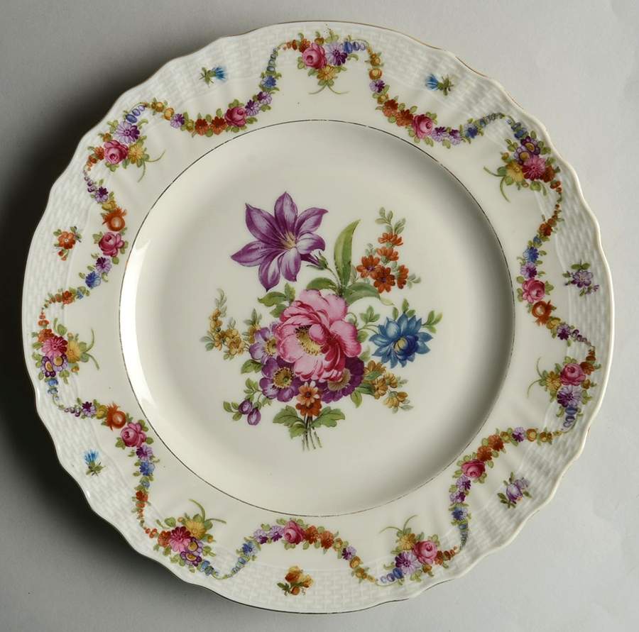 9954-9195 (Cream, Basketweave) Dinner Plate by Epiag-1