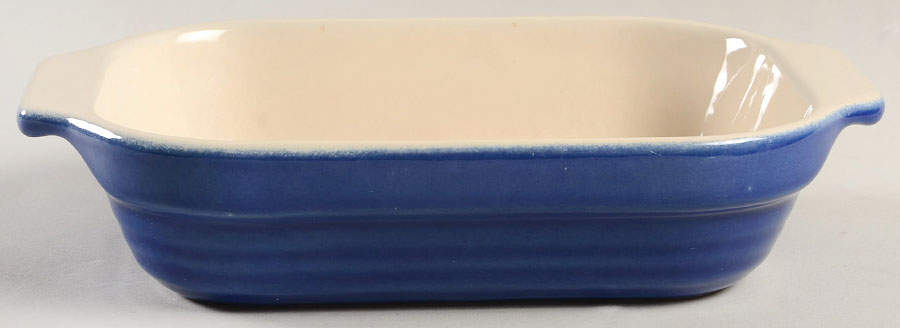 Le Potier Blue (Lavande) 9" Rectangular Baker by Emile Henry-1