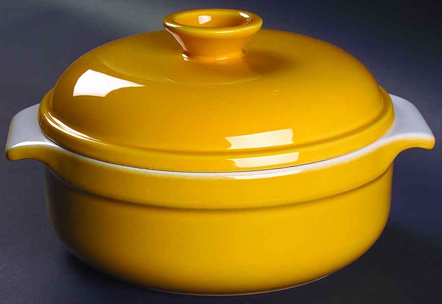 Citron Pastis (Yellow) 2 Qt Round Covered Casserole by Emile Henry-1