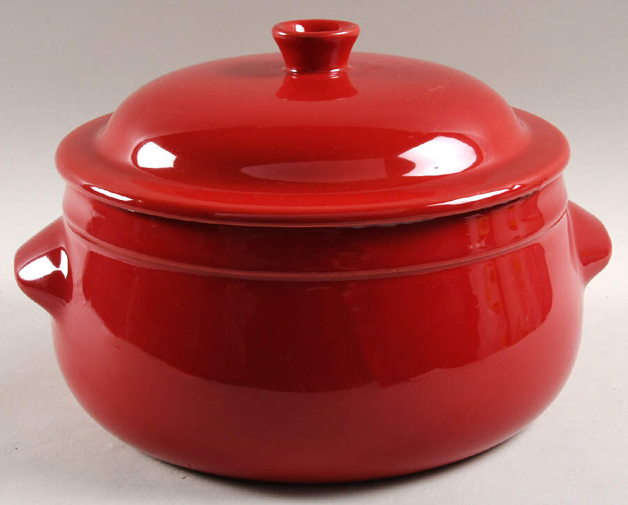 Cerise (Provencale Red) 4 Quart Round Covered Casserole by Emile Henry-1