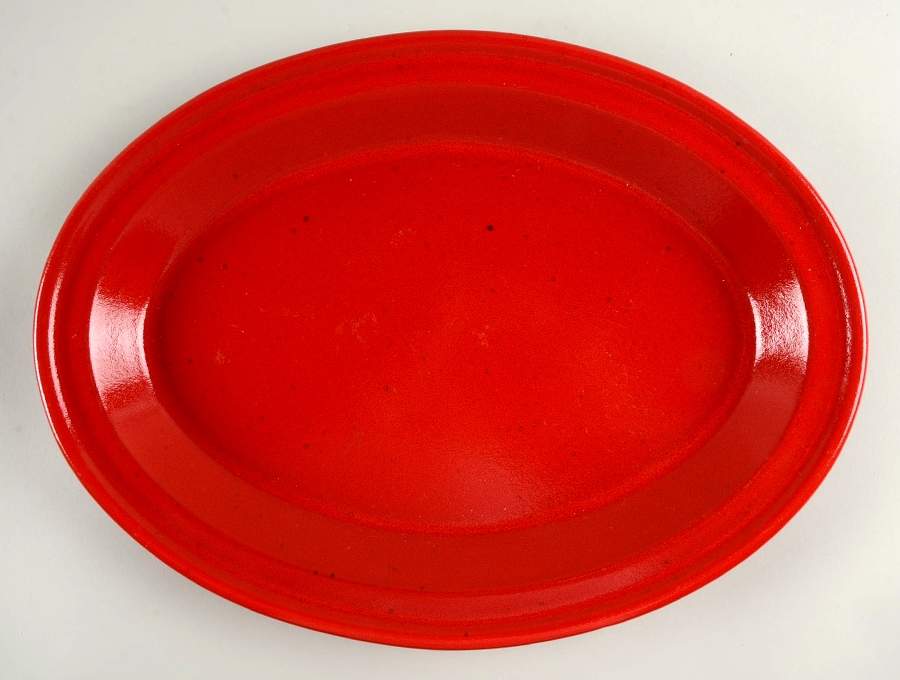 Cerise (Provencale Red) 15" Oval Serving Platter by Emile Henry-1