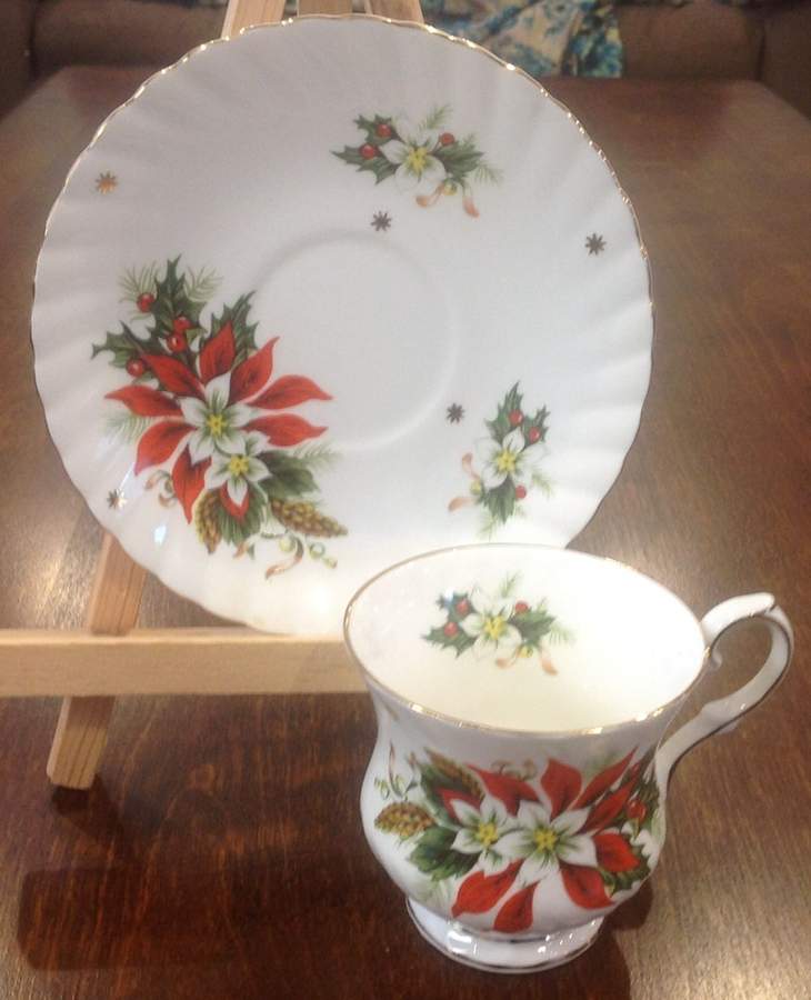 Noel Footed Cup & Saucer Set by Elizabethan-1