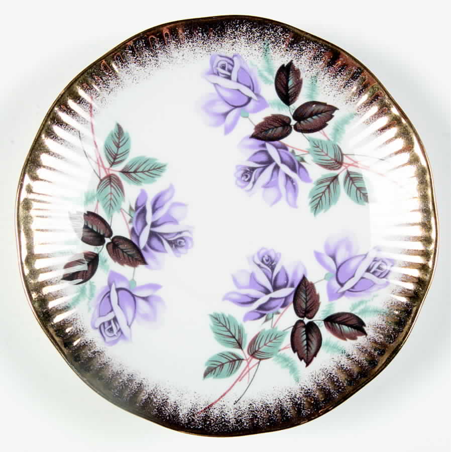 ELZ25 Saucer by Elizabethan-1