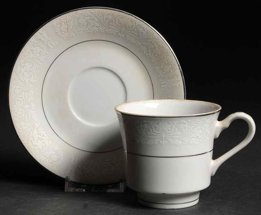 Crochet Footed Cup & Saucer Set by Everbrite (Japan)-1
