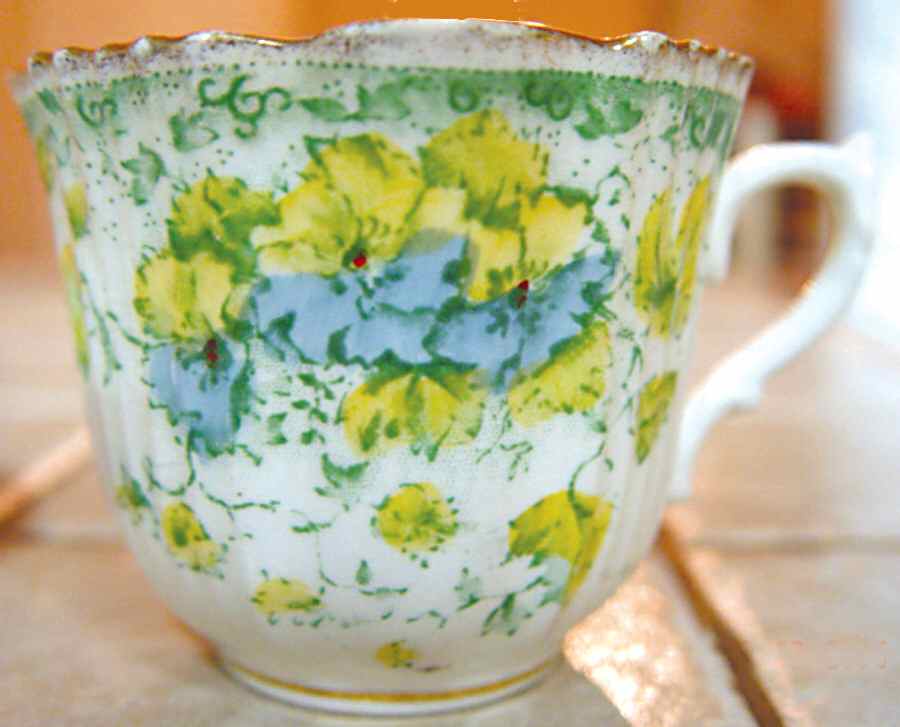 4096 Flat Cup by J F Wileman-1