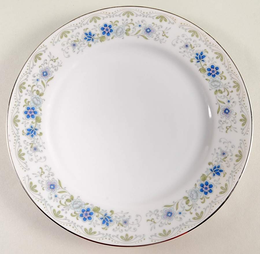 Angelita Dinner Plate by Everbrite (Japan)-1