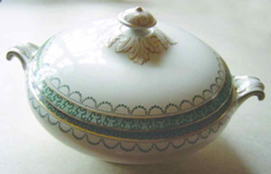 Louis Round Covered Vegetable by England-1