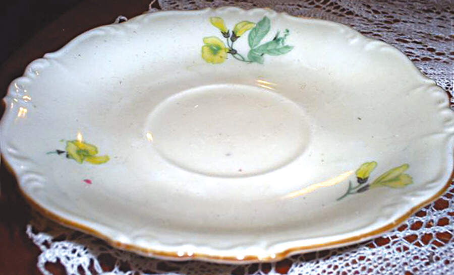 EDE37 Saucer by Edelstein-1