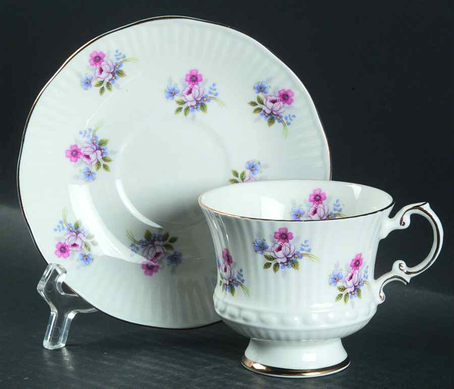 3280 Footed Cup & Saucer Set by Elizabethan-1