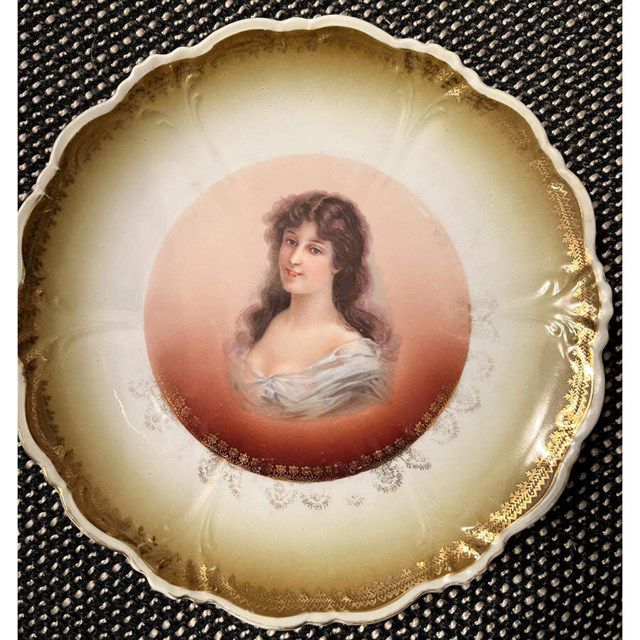 ELO16 Luncheon Plate by Elbogen-1