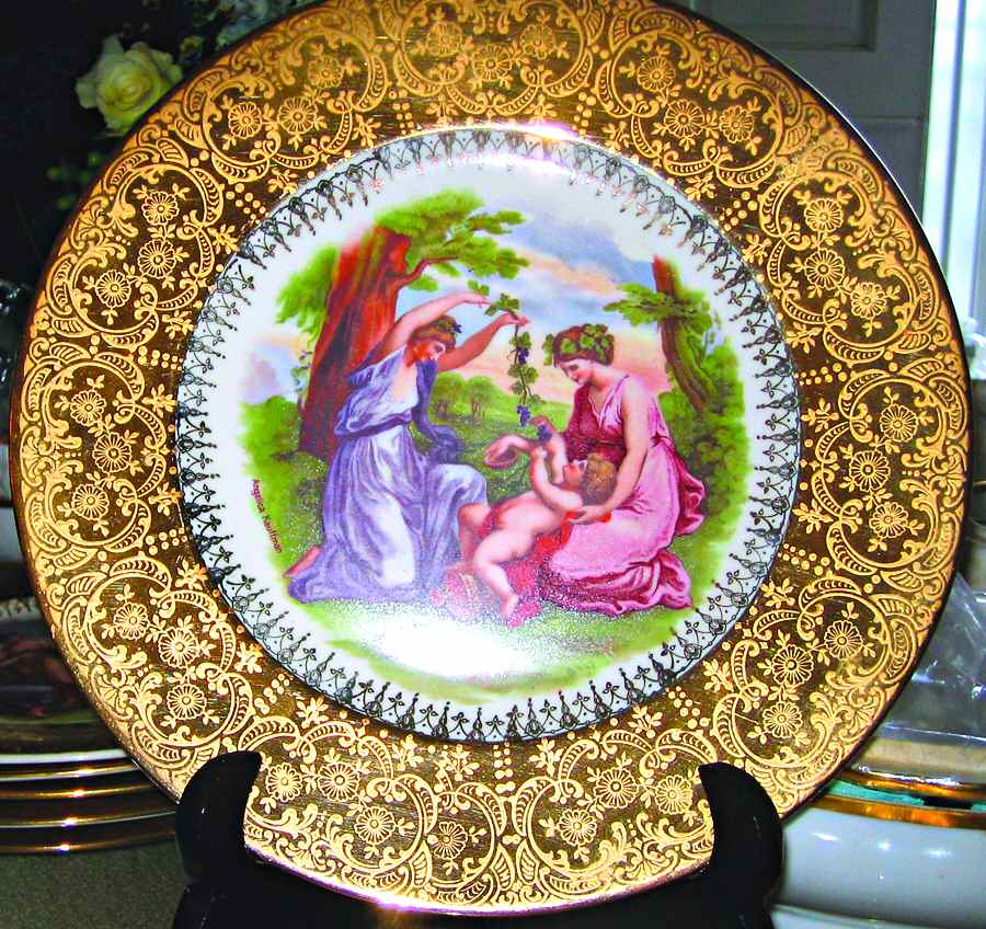 EWD8 Dinner Plate by Edgewood-1