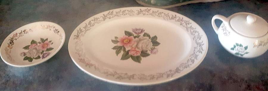 Bouquet Fruit/Dessert (Sauce) Bowl by Empire Porcelain -1