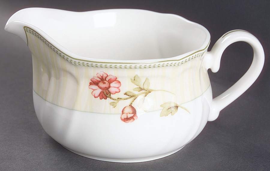 Fleur de Provence Gravy Boat by Epoch-1