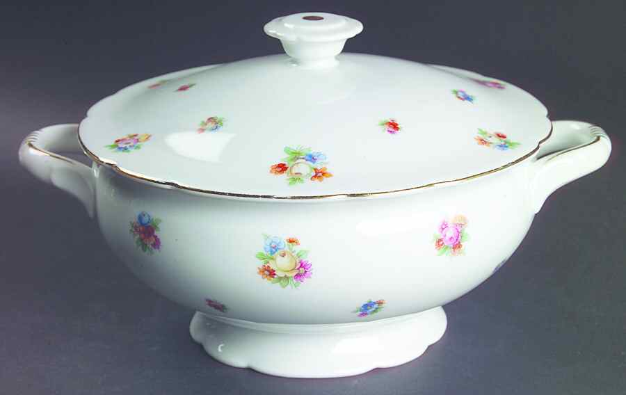 2870 (Scalloped) Round Covered Vegetable by Edelstein-1