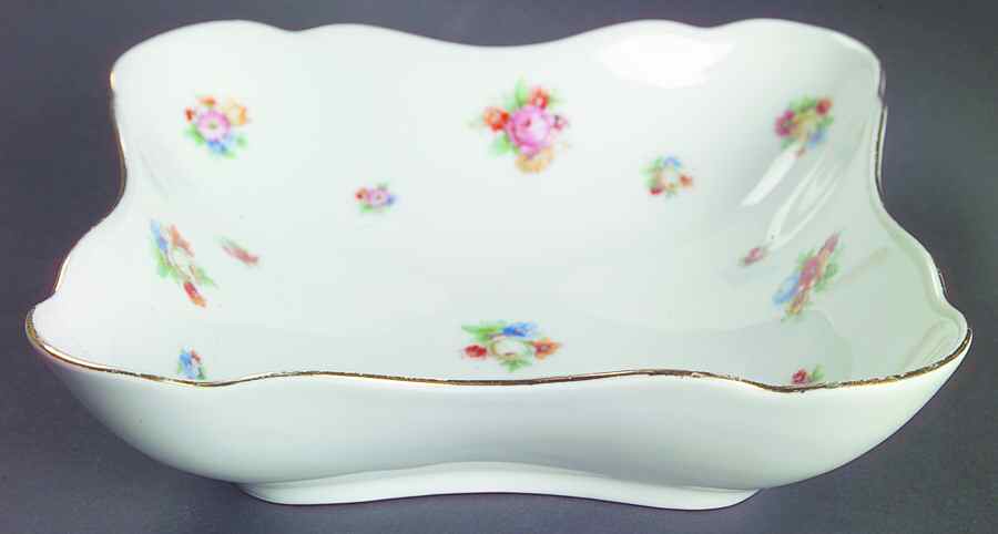 2870 (Scalloped) 7" Square Vegetable Bowl by Edelstein-1