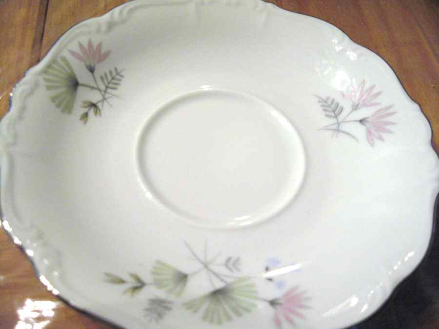 19623 (Scalloped) Saucer by Edelstein-1