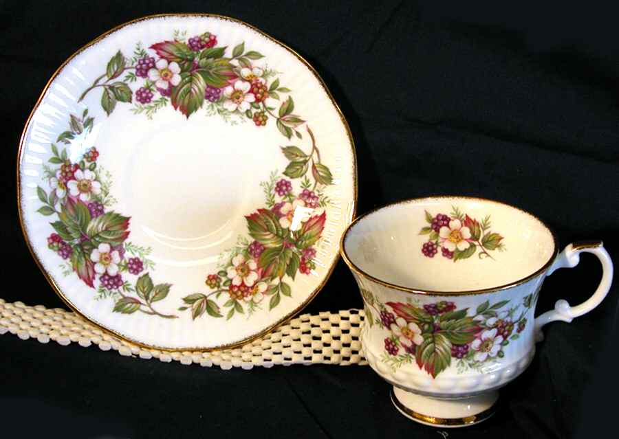 ELZ34 Footed Cup & Saucer Set by Elizabethan-1