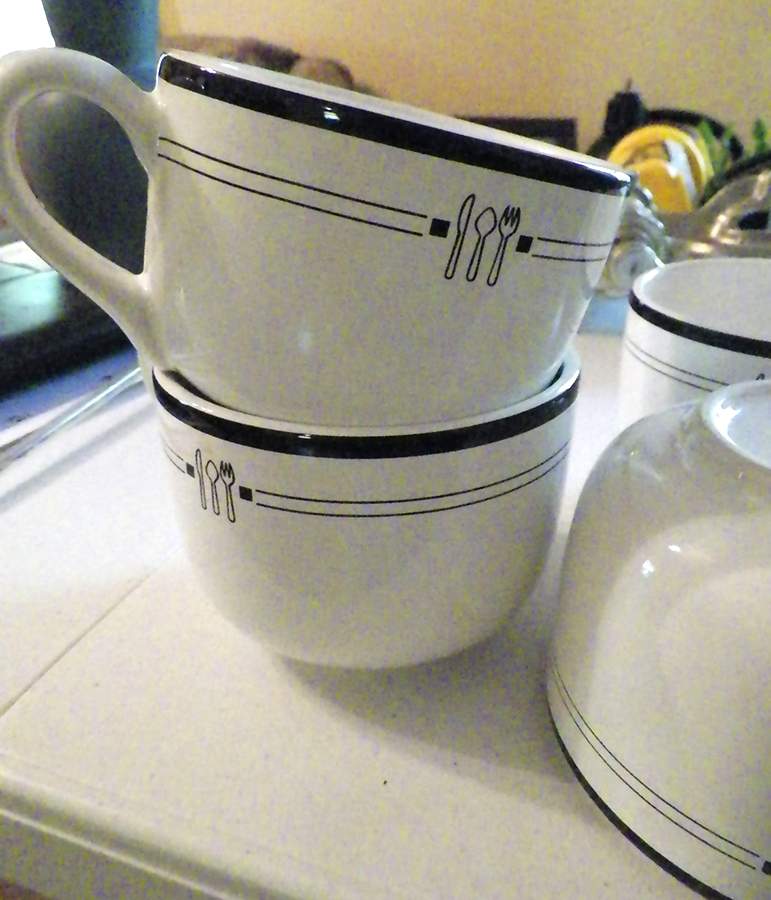 EMI2 Soup Mug by Emeril-1