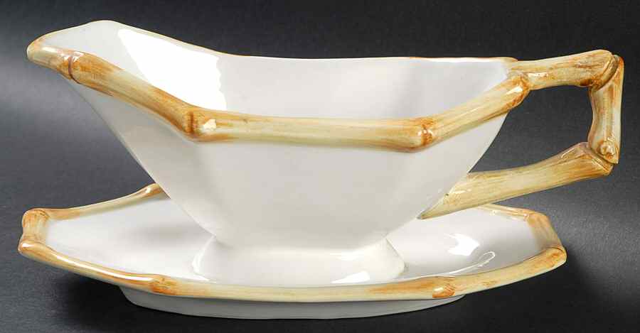ESE28 Gravy Boat with Attached Underplate by Este-1