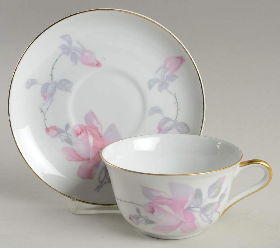 EPI84 Flat Cup & Saucer Set by Epiag-1