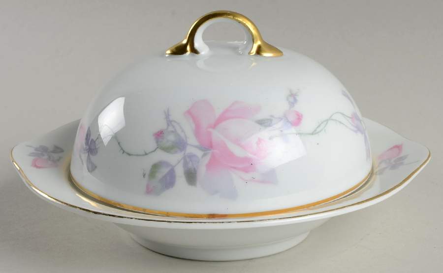 EPI84 Round Covered Butter with Strainer by Epiag-1