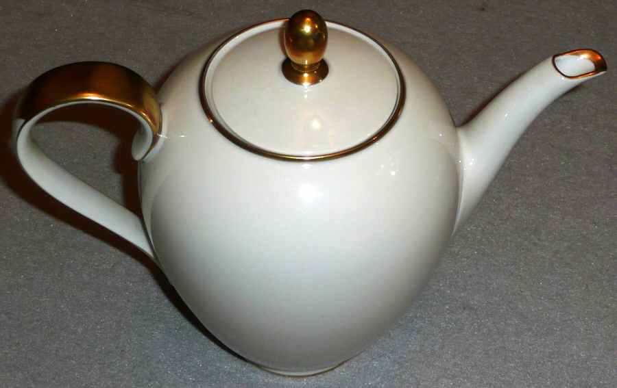 Candide Coffee Pot & Lid by Eschenbach-1