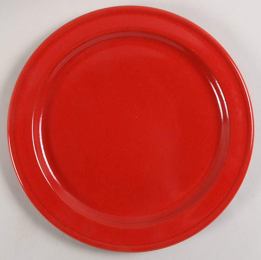 Pivoine (Red) Dinner Plate by Emile Henry-1