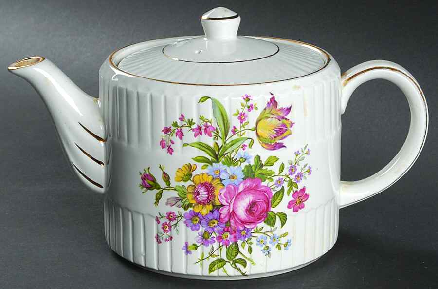 X89 Teapot & Lid by Wood & Sons-1