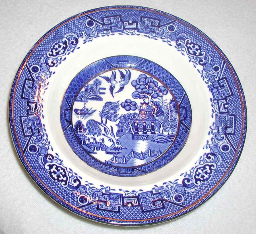Old Willow (Gold Accents) Salad Plate by England-1