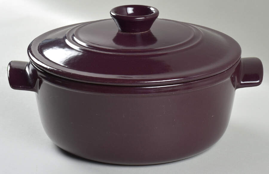 Figue (Maroon) 4 Quart Round Covered Casserole by Emile Henry-1