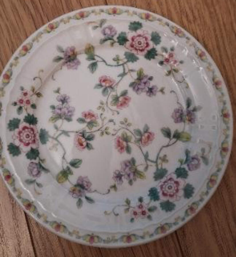 ESC207 Dinner Plate by Eschenbach-1