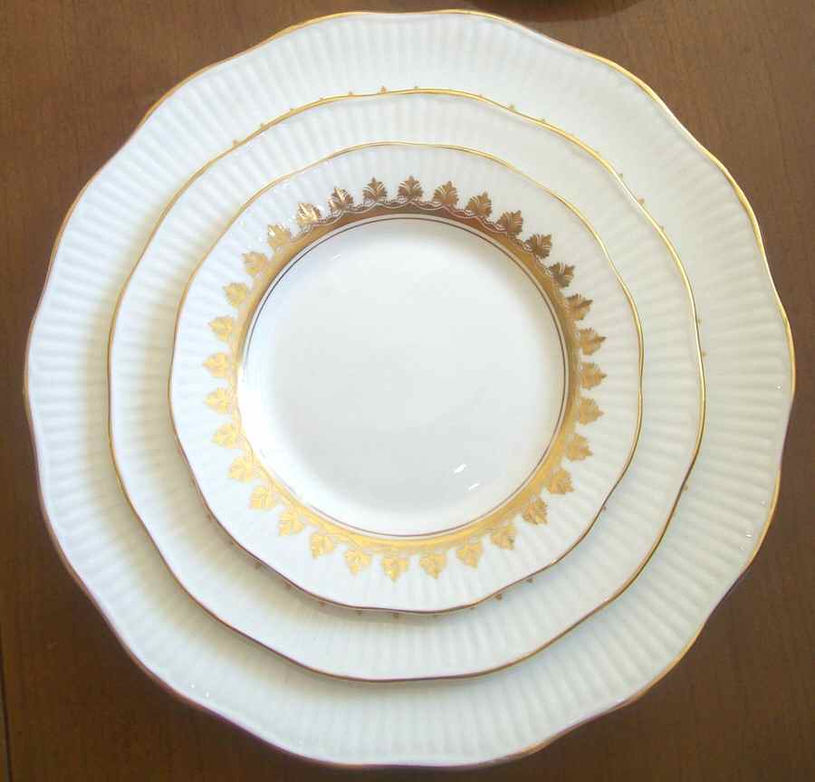 ELZ37 Bread & Butter Plate by Elizabethan-1