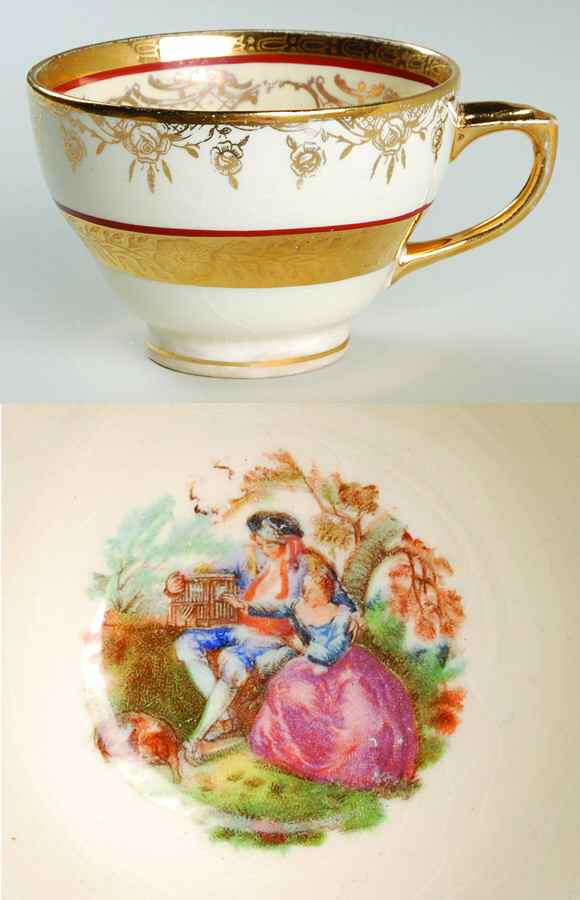 EWD13 Footed Cup by Edgewood-1