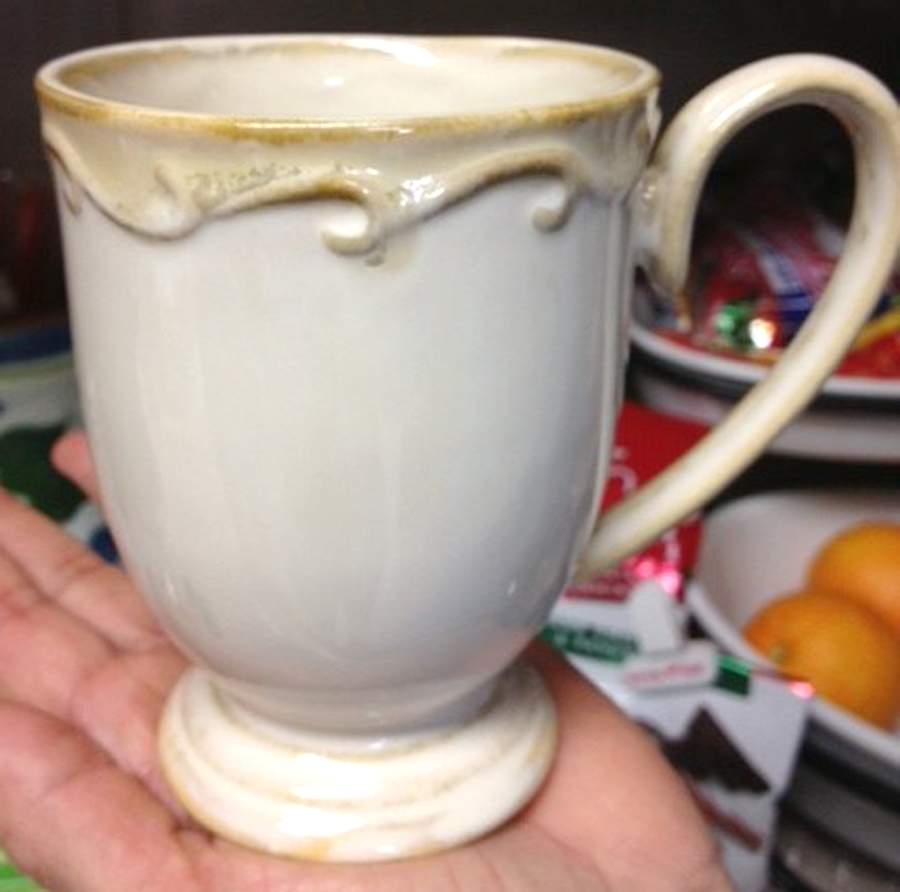 Baroque Mug by Euro Ceramica-1