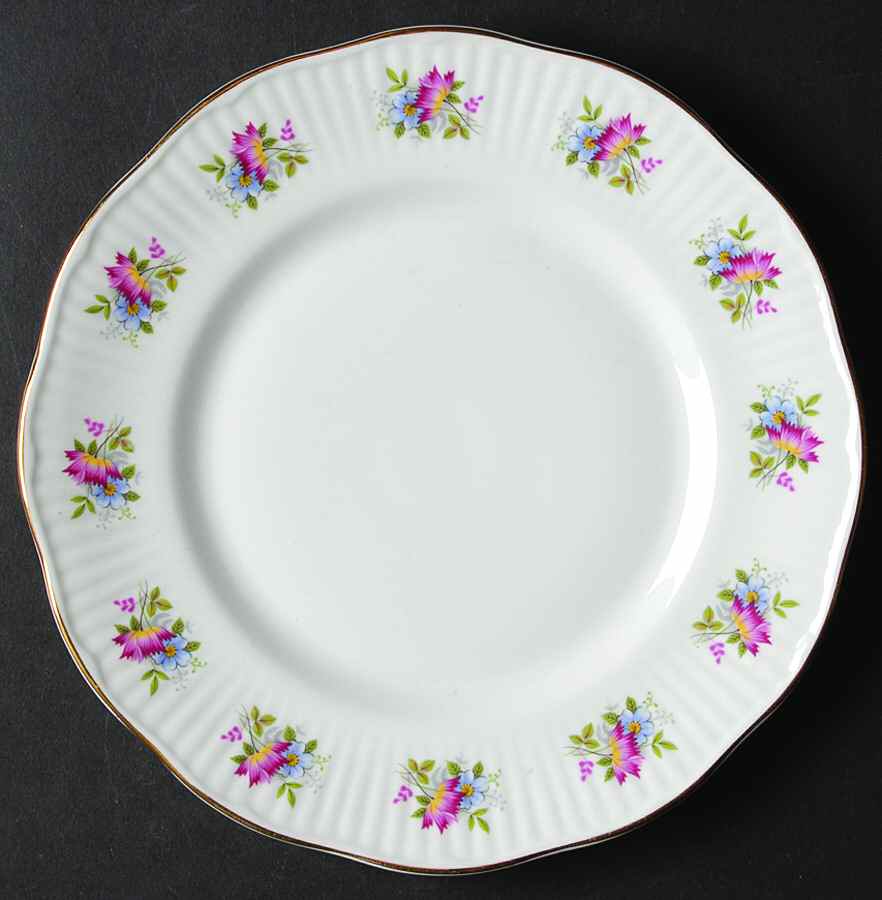 ELZ39 Salad Plate by Elizabethan-1