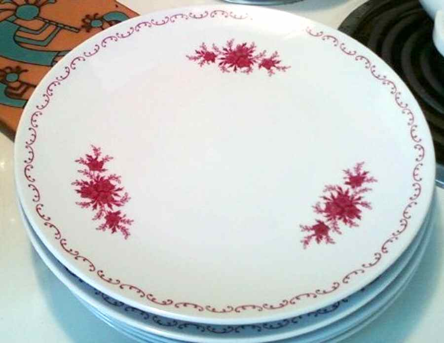 EDE46 Dinner Plate by Edelstein-1
