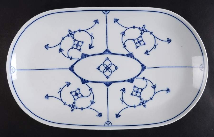 Blau Saks 14" Oval Serving Platter by Jaeger-1