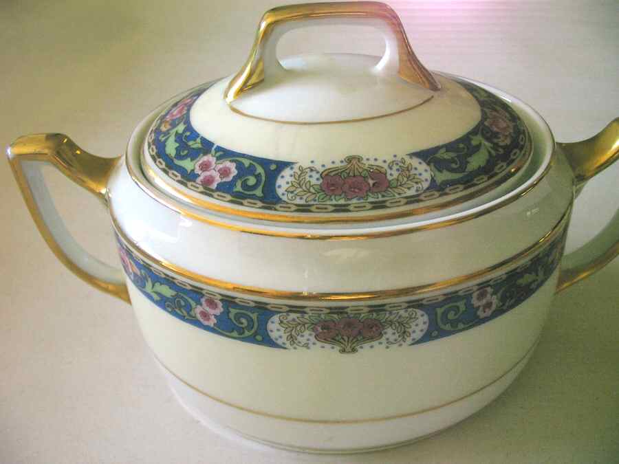 Rajah Cream Sugar Bowl & Lid by Epiag-1