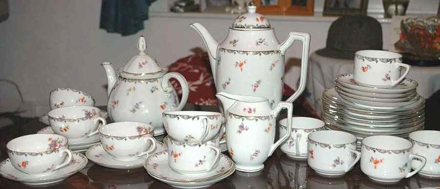 EBO3 Flat Cup & Saucer Set by Ernst Bohne-1